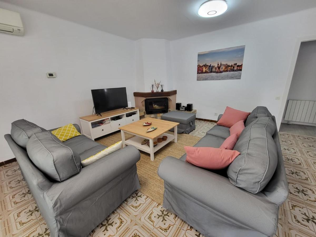 Torredembarra Cosy, Well Equipped House, 5 Min. From The Beach Exterior foto