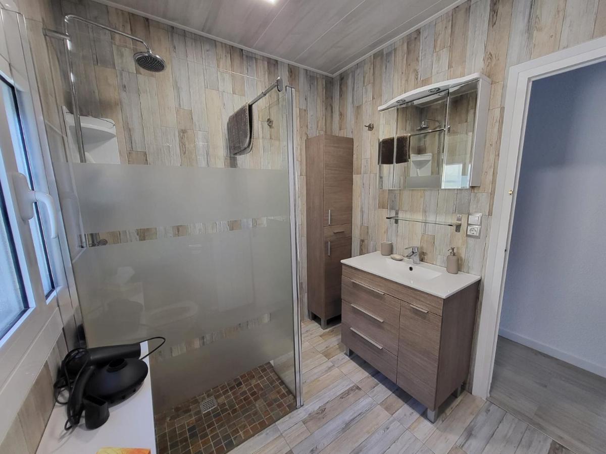 Torredembarra Cosy, Well Equipped House, 5 Min. From The Beach Exterior foto